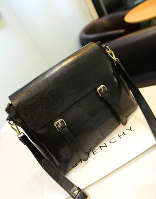 智通樂達L-242冬季新款 韓版風(fēng)范下的高端大氣手提單肩斜跨女包